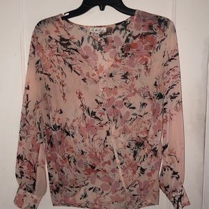 On the Road adorable blouse